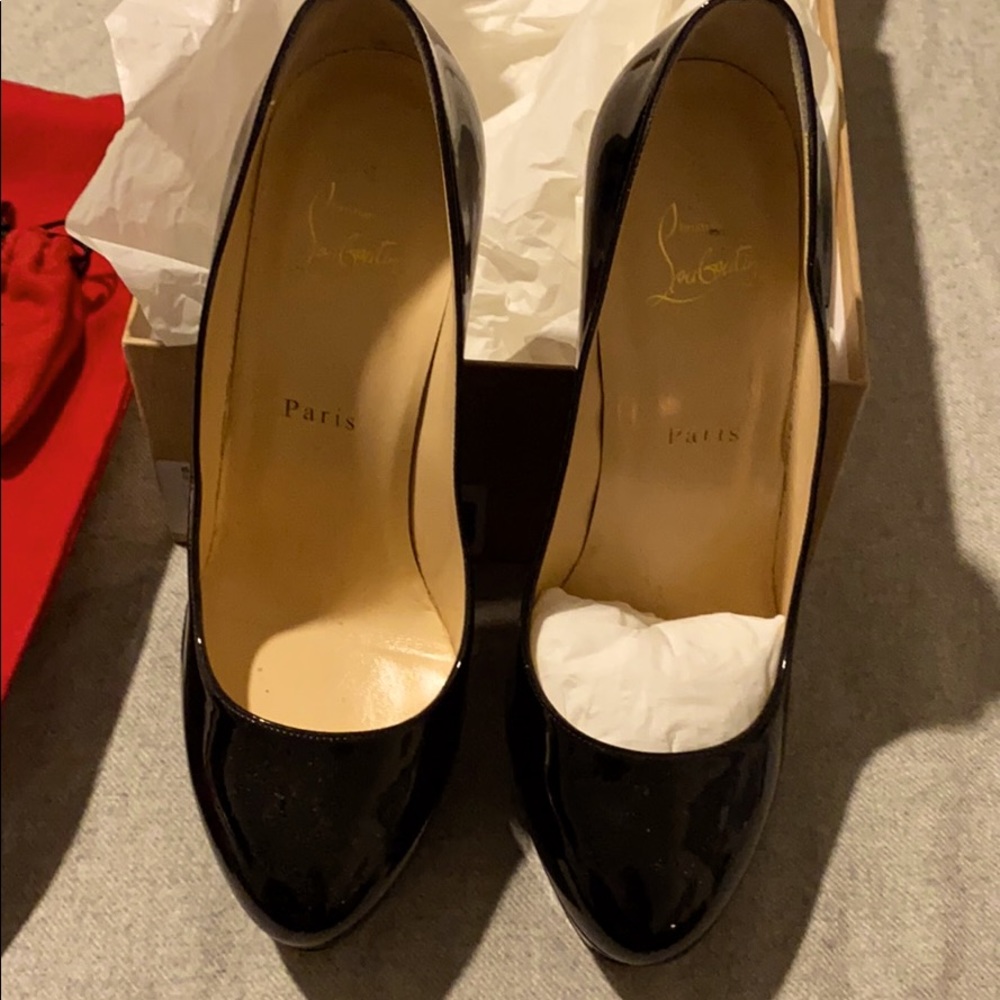 Christian Louboutin Patent Leather Bianca 140